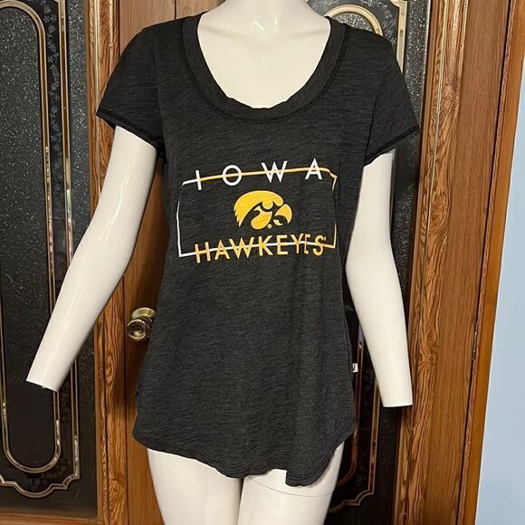 Iowa Hawkeyes Shirt - Picture 1 of 7
